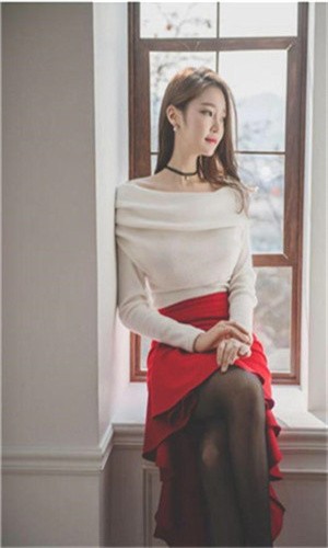 粉色草莓绿巨人秋葵2024最新版免费观看网站